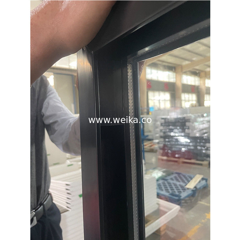 Σχεδιασμένο για να είναι ενεργειακό- UPVC μονό κρεμασμένο παράθυρο με γάντζο τριβής και θολωμένο γυαλί